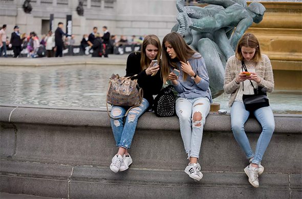 Les adolescents quittent Facebook pour Snapchat et Instagram